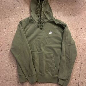 Nike Men's Hoodie in Olive